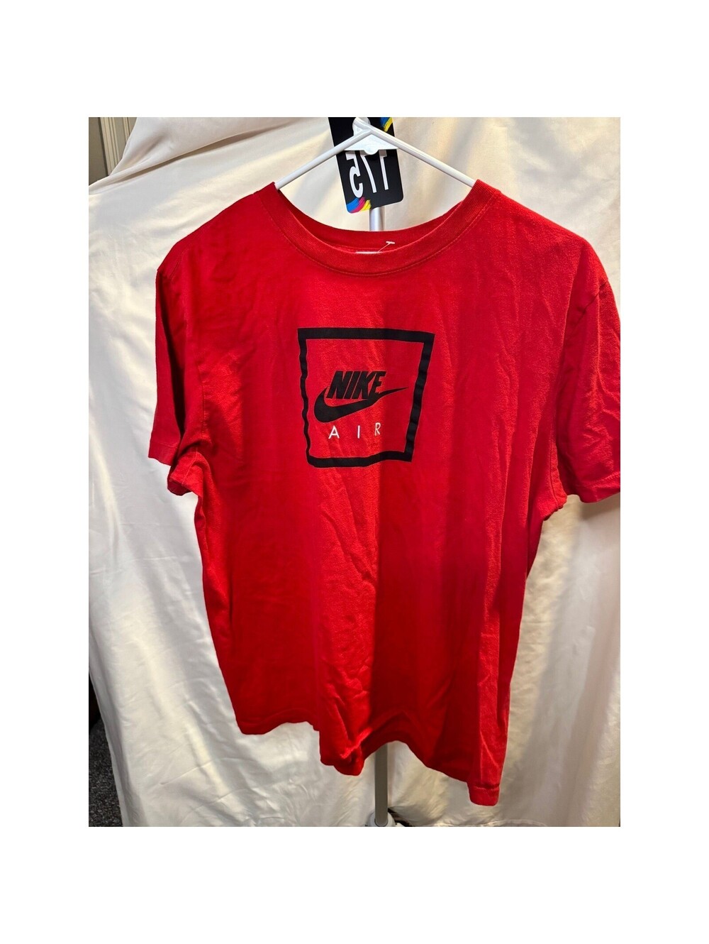 175 Nike Air Men Red Graphic Box Logo Short Sleeve T-Shirt Size M AR4993-657